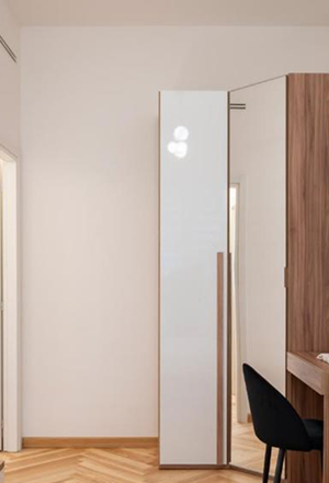 Luca Stay About Workspace 2